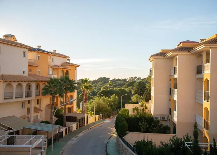 Open View Pinetree Penthouse