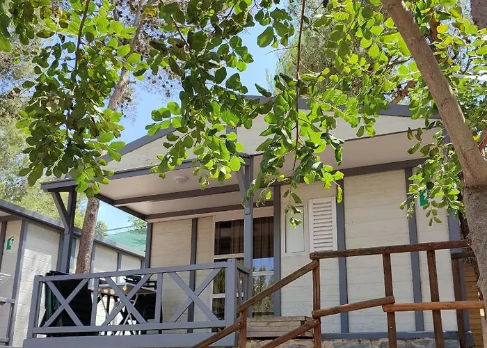Camping-Bungalows Altomira
