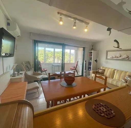 Apartamento 2 Con Piscina En Llanca