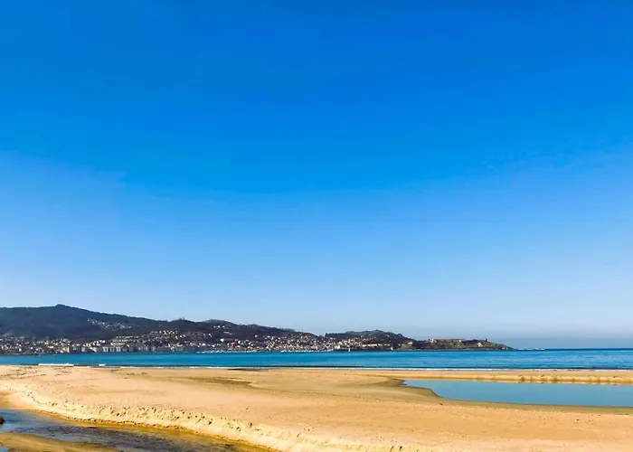 A Meiga das Areas-Playa América!
