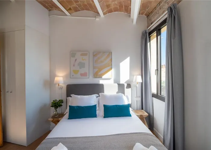 Feelathome Stadium Apartments