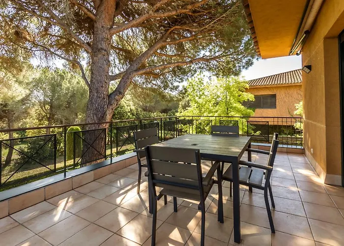 Apartahotel Suites Vila Birdie