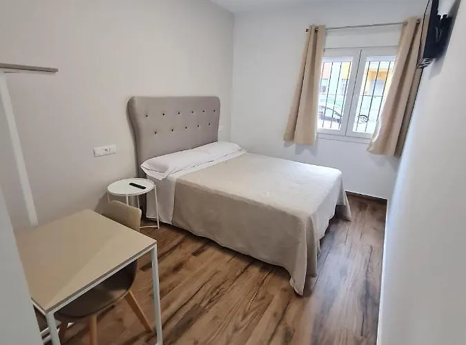 Hostal Santa Ana