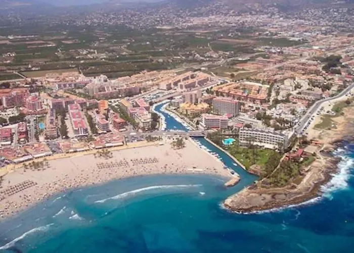 Apartamento con Playa del Arenal a los pies