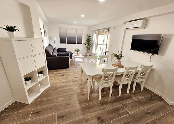 Apartamento con Playa del Arenal a los pies