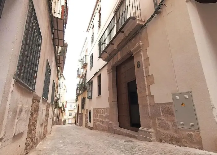 Alojamiento Los naranjos con Piscina y Parking gratuito