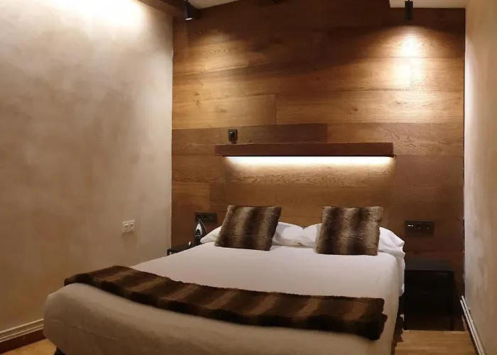 Casa Matilda - Apartamento con chimenea, vistas, rustico-elegante en el centro