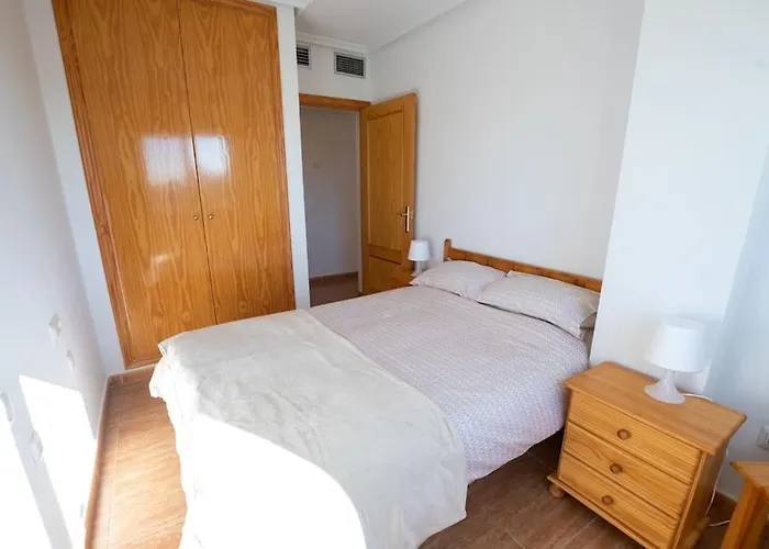 Casa La Marina spacious apartment 100m