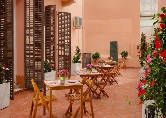 Antonios Hostal