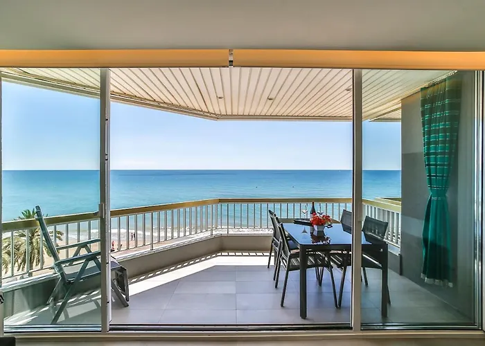 MAGNÍFICO APARTAMENTO - primera línea de mar