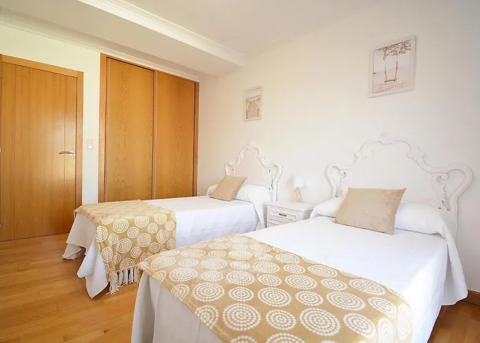 GALIHOST - Céntrico apartamento con parking en Cambados