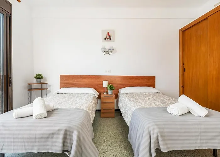 Hostal La Marina