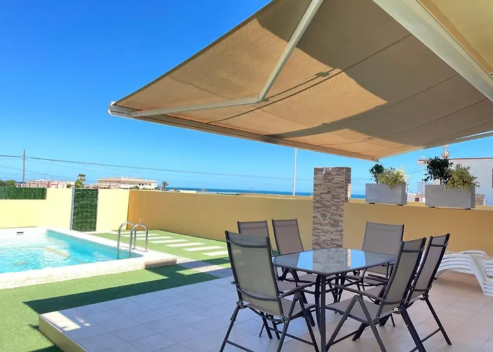 Duplex Con Piscina Individual Y Vistas Al Mar En Torrevieja