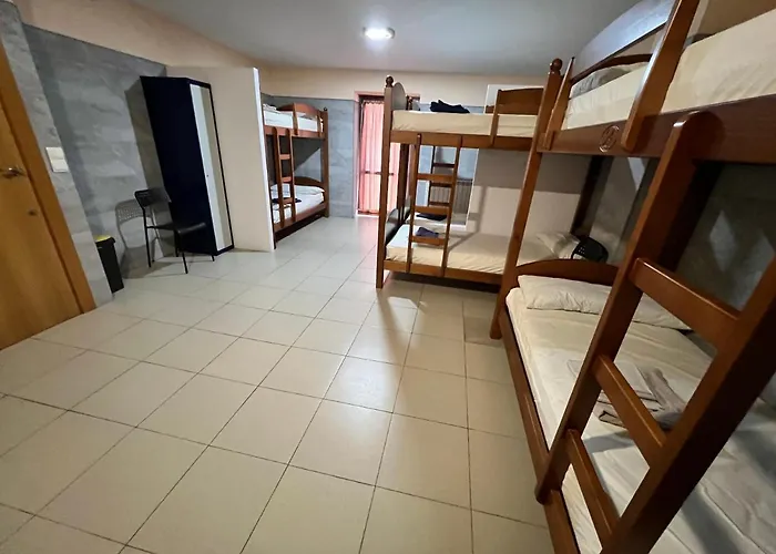 Albergue Casa Mariela -- Pool - additional cost -- solo peregrinos