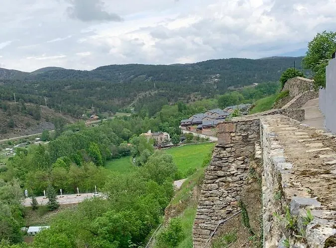 Cal Jan - La Muralla