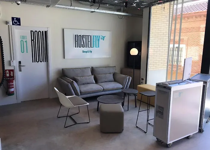 Hostelfly Madrid Airport