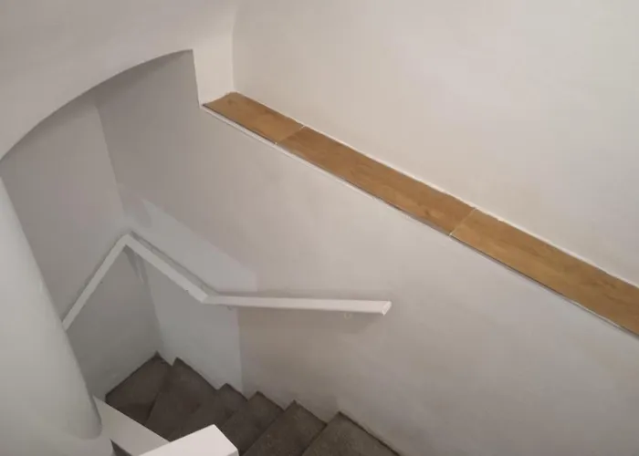Habitación Económica Con Baño Privado En Pleno Centro De Figueres