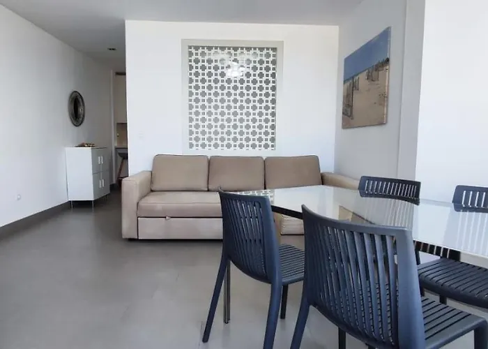 Espectacular Apartamento, Urbanizacion Primera Linea De Playa