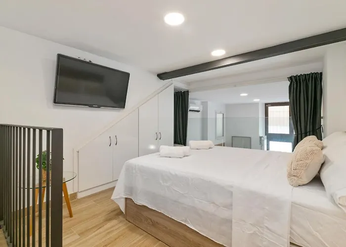 Nice Central Loft