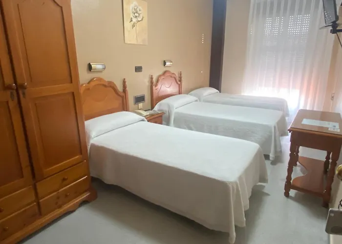 Hotel Lusitania, Centro Ciudad, Parking Privado