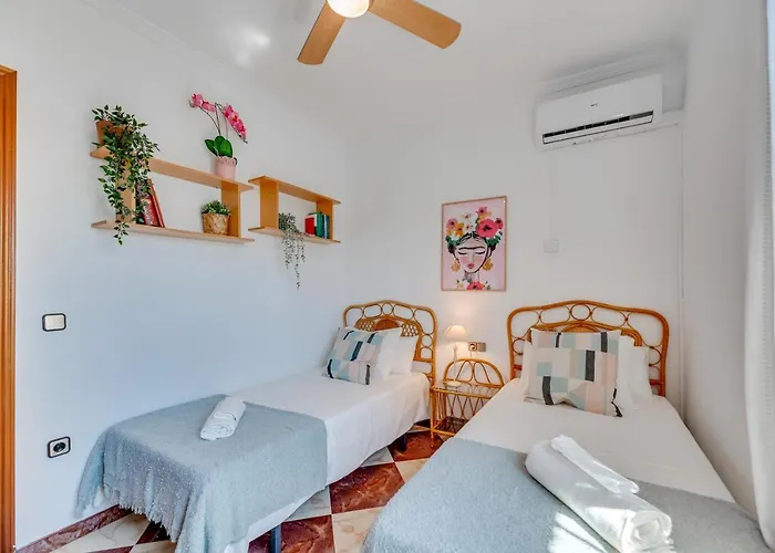 Vb Goya 7Br Andalusian Villa By The Marina