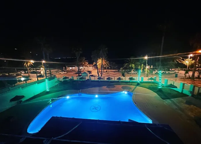 Playa Y Piscina Velilla Park Pondos