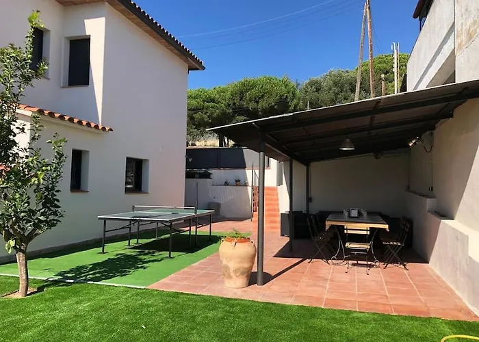 Casa Centro Del Pueblo Con Piscina Privada