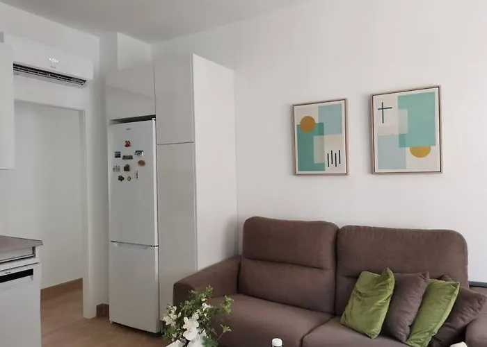 Rockside Residences Suites La Linea A8