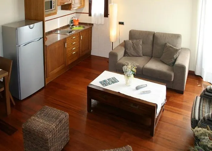 Apartamentos Les Picardes