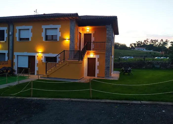 Apartamentos El Roju