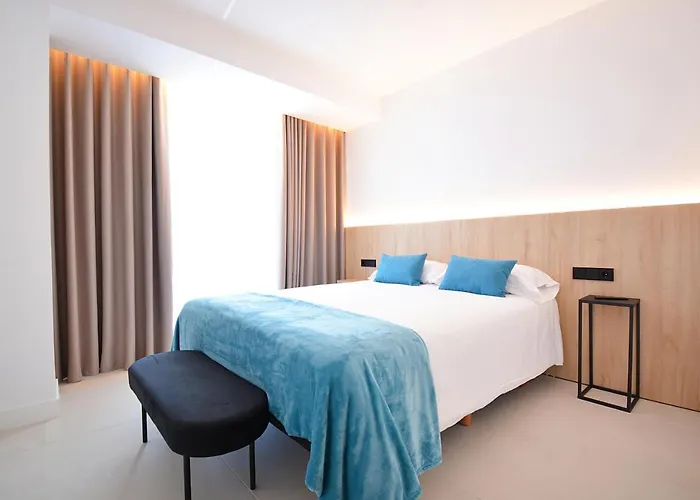 GALIHOST - RD Hotel Apartamento con piscina climatizada