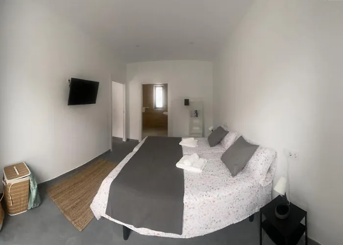 Apartamentos Santamira Street