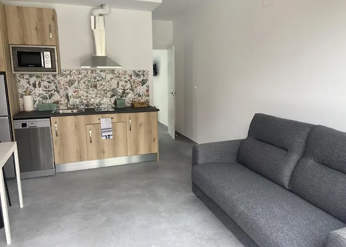 Apartamentos Santamira Street