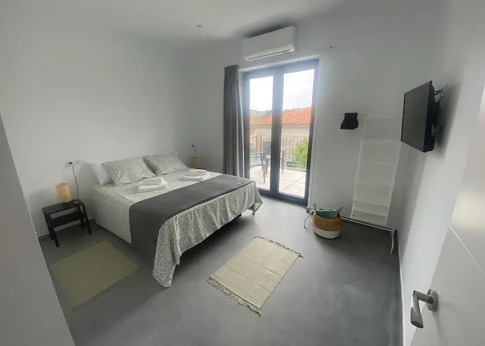 Apartamentos Santamira Street