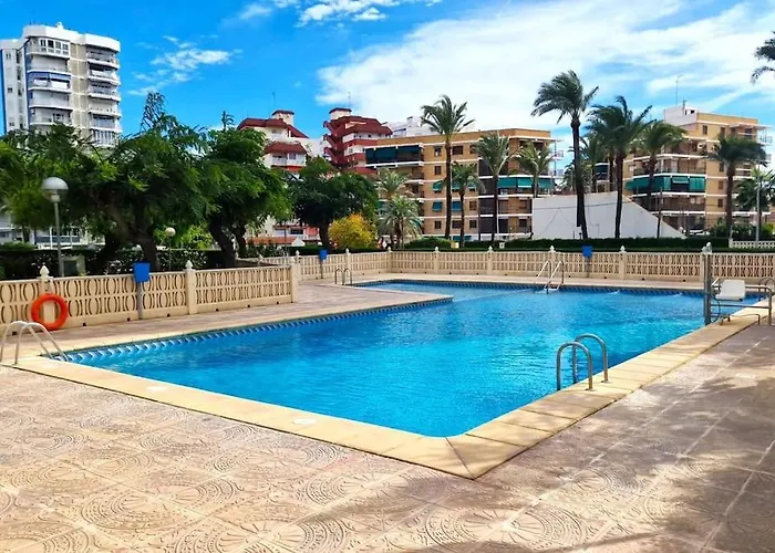 Bonito apartamento con vistas al mar