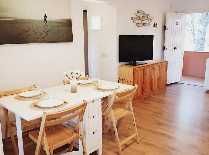 Apartamento Con Piscina Y Wifi Cerca De La Playa