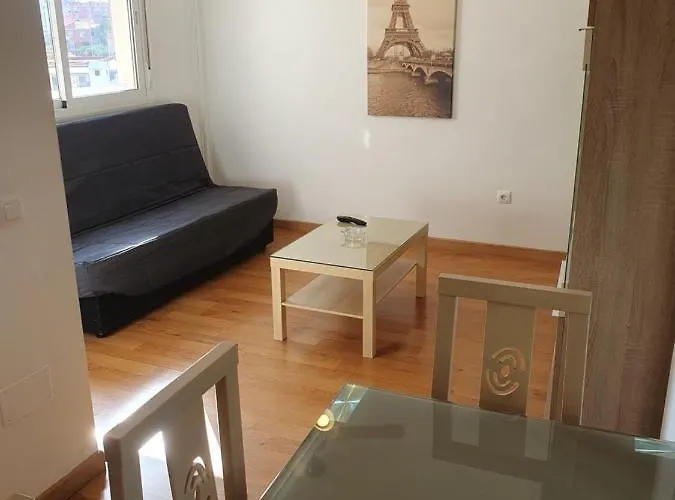 2H, Aire Acondic, 50M2, 1 Dormitorio, 4 Huespedes, Wifi Gratis