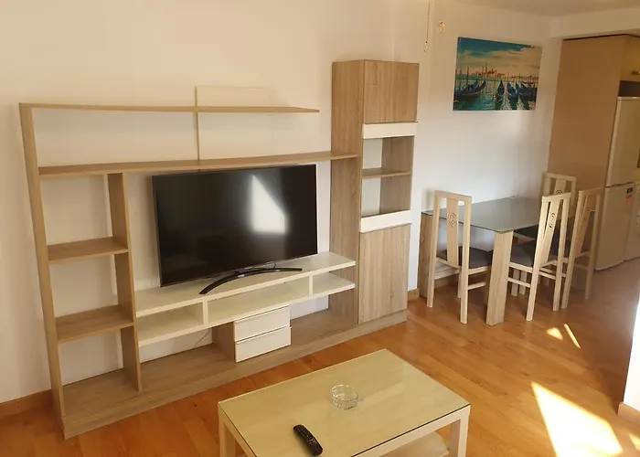 4H, Aire Acondic, 50M2, 1 Dormitorio, 4 Huespedes, Wifi Gratis