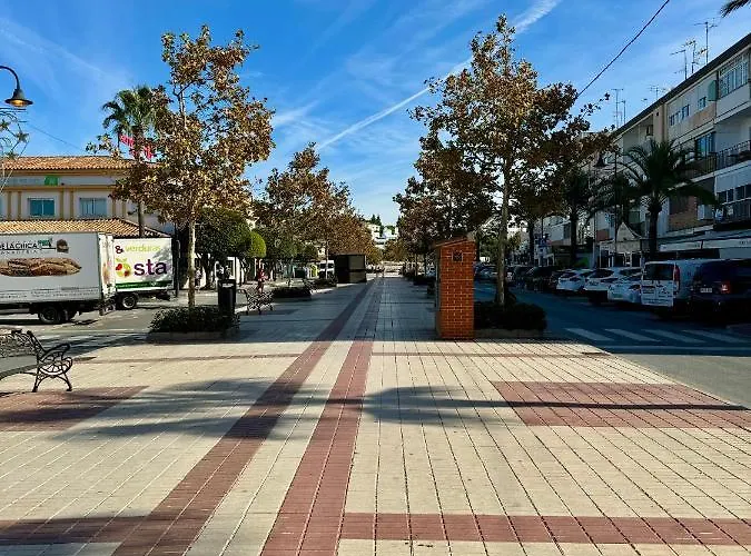 Casa En Pleno Centro De La Cala De Mijas By Holidays2Rent