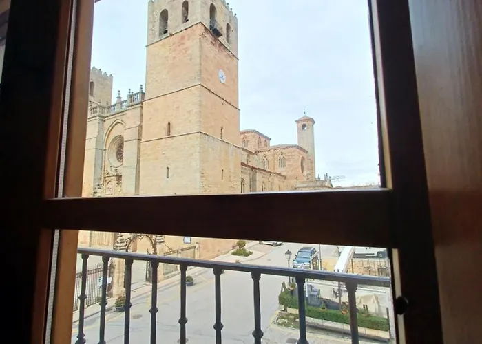 VUT Casa de la Catedral Alta