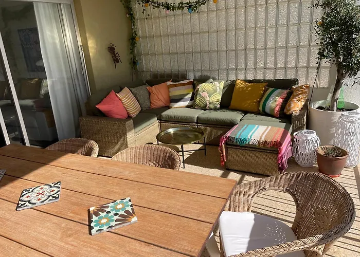 Epis - Large Luxury Apartment With Sea View