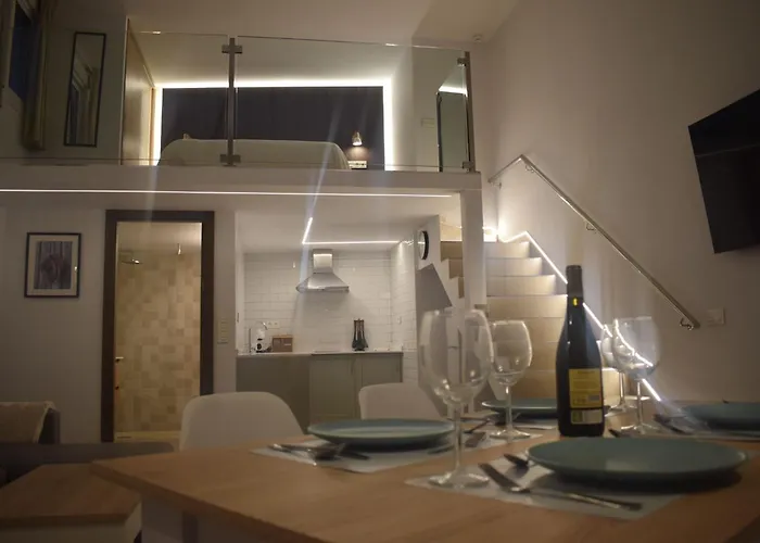 LOFT Reyes Católicos Parking privado INCLUIDO