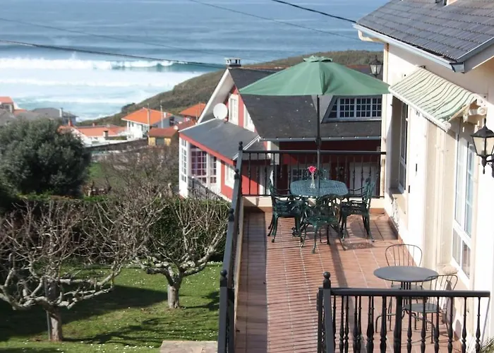 Siete Playas Surf House