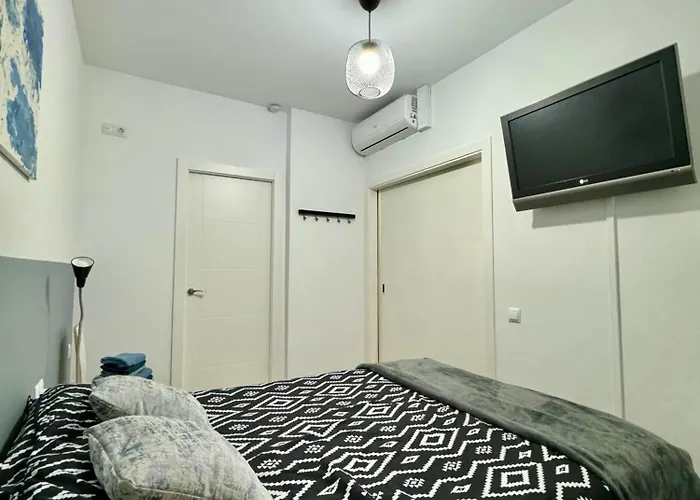 Moderno Apartamento Con Parking,Tarrassa, Barcelona