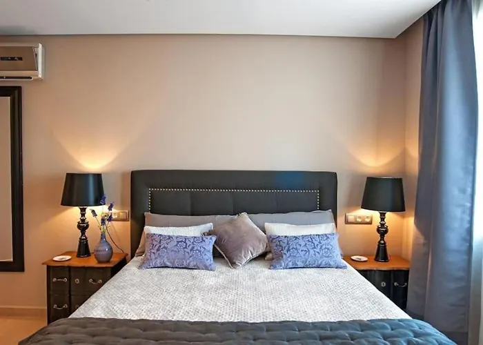 Elegante apartamento zona arenal
