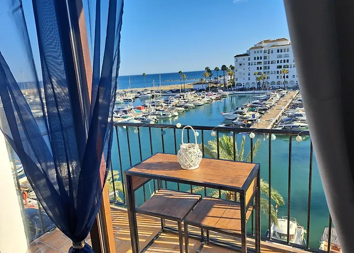 Superb Seaview Apartment Duquesa Port