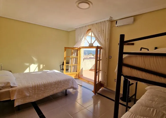 Villa los Dulces-Piscina Privada