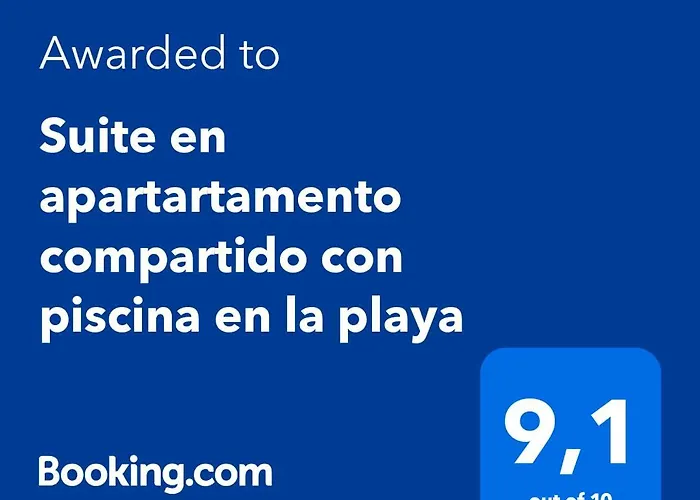 Primera línea de mar y piscina a 20 minutos de Barcelona