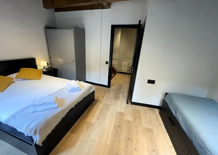 Apartamento dúplex en el puente histórico, Gra de Fajol