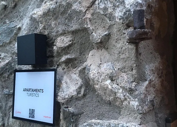 Apartamento dúplex en el puente histórico, Gra de Fajol